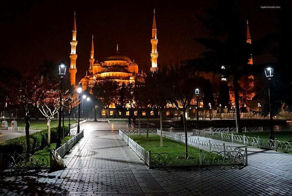 Дослідження мечеті Султана Ахмеда в Стамбулі, Туреччина - Нічне місто - Блакитна мечеть