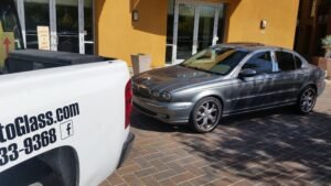 Scottsdale Jaguar S-Type Replacing Windshield