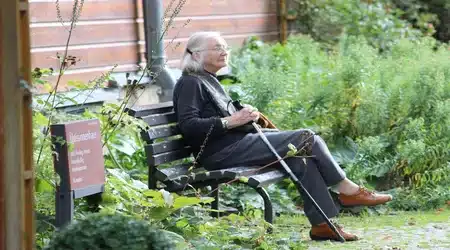 mujer adulto mayor plan de retiro ppr