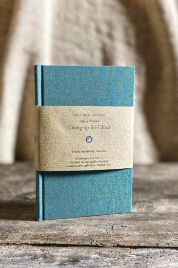 Hilary Mantel, Giving up the Ghost - Slightly Foxed Plain Foxed Edition