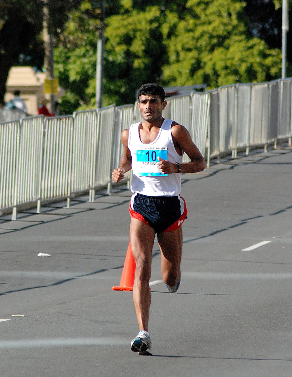 Gold-Coast-Marathon-2009_0054_1584x2041_6197879