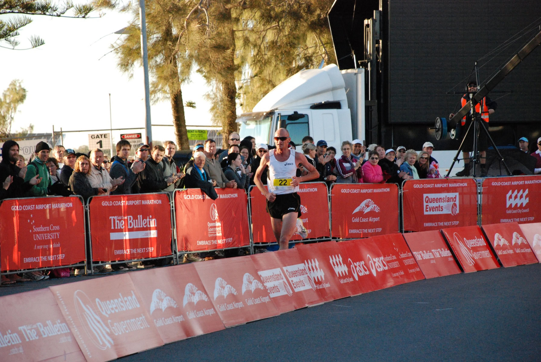 Gold-Coast-Marathon-2009_0061_3872x2592_6197883