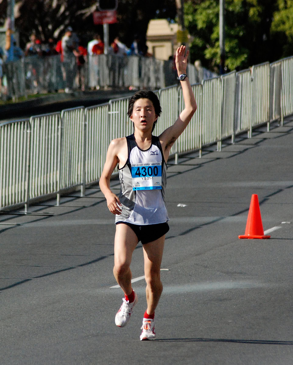 Gold-Coast-Marathon-2009_0097_2078x2591_6197864