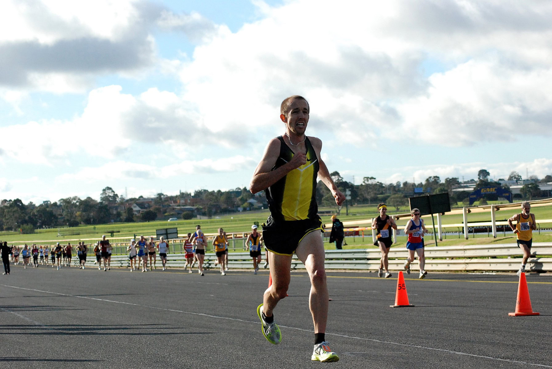 Sandown-Classic-2009_0438_3872x2592_6197780
