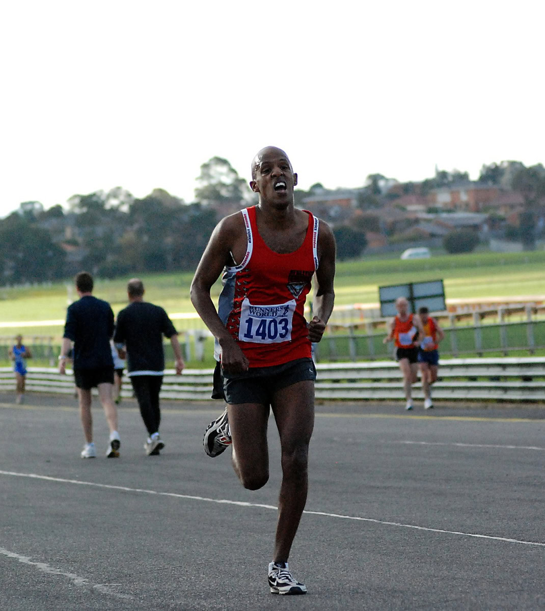 Sandown-Classic-2009_0530_2136x2396_6197796