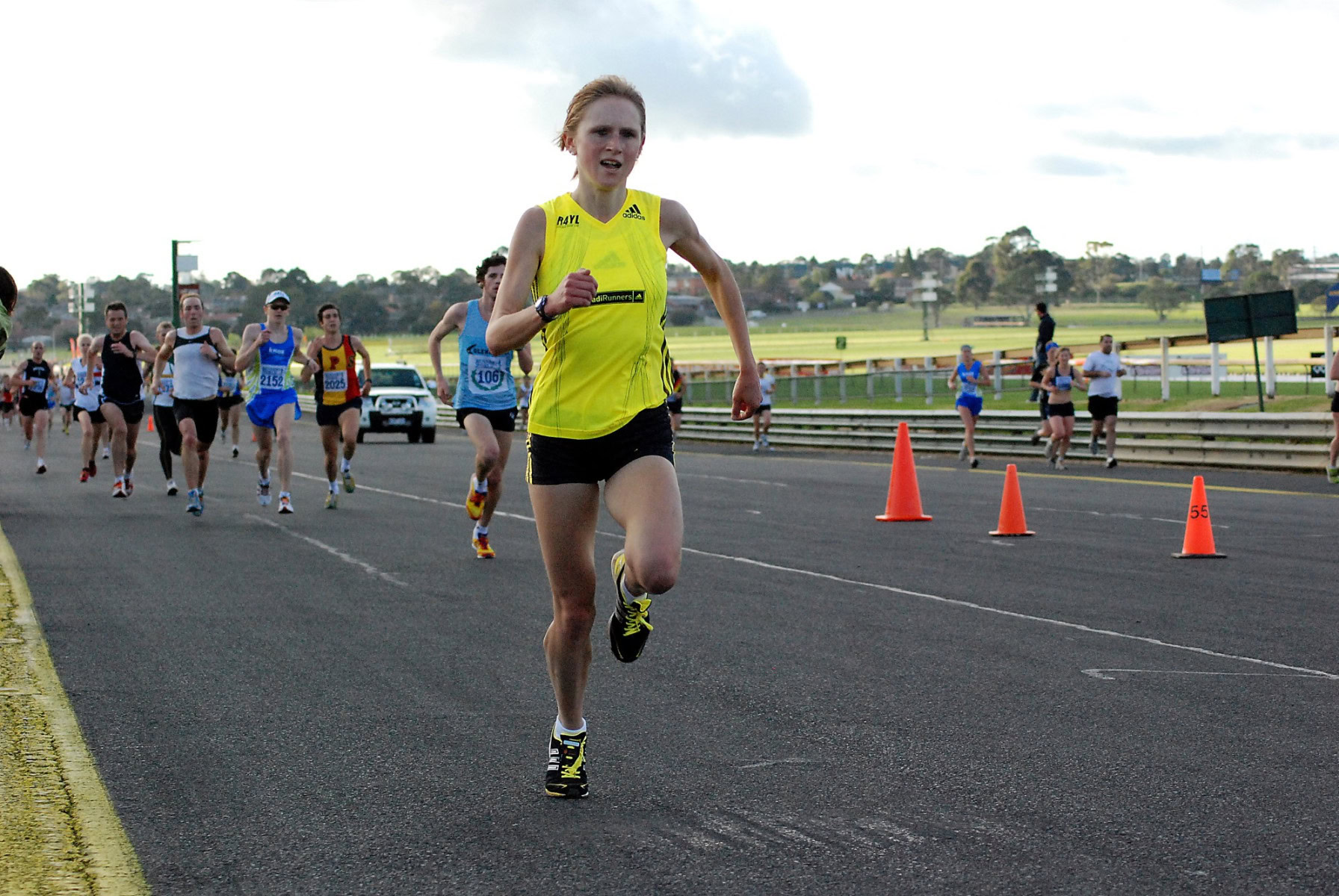 Sandown-Classic-2009_0577_3872x2592_6197803
