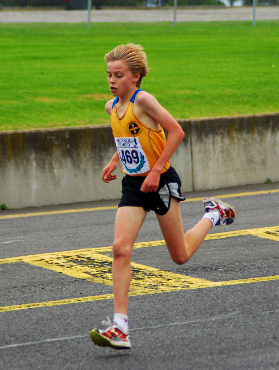 Sandown-Classic-2010_0008_1743x2307_6199159