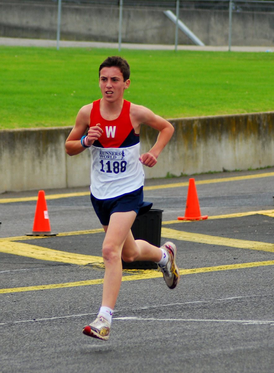 Sandown-Classic-2010_0017_1536x2084_6199149