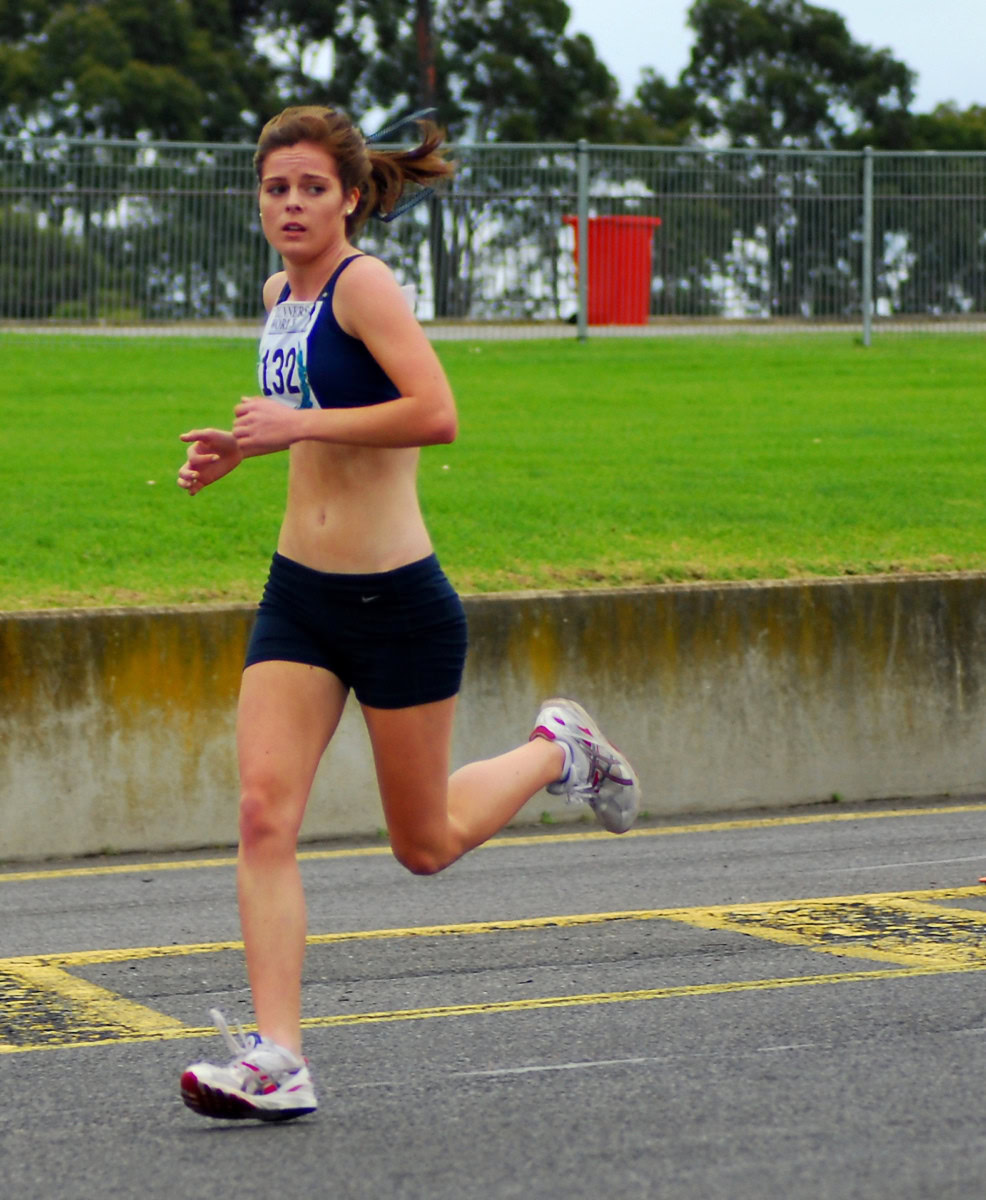 Sandown-Classic-2010_0047_1583x1927_6199135