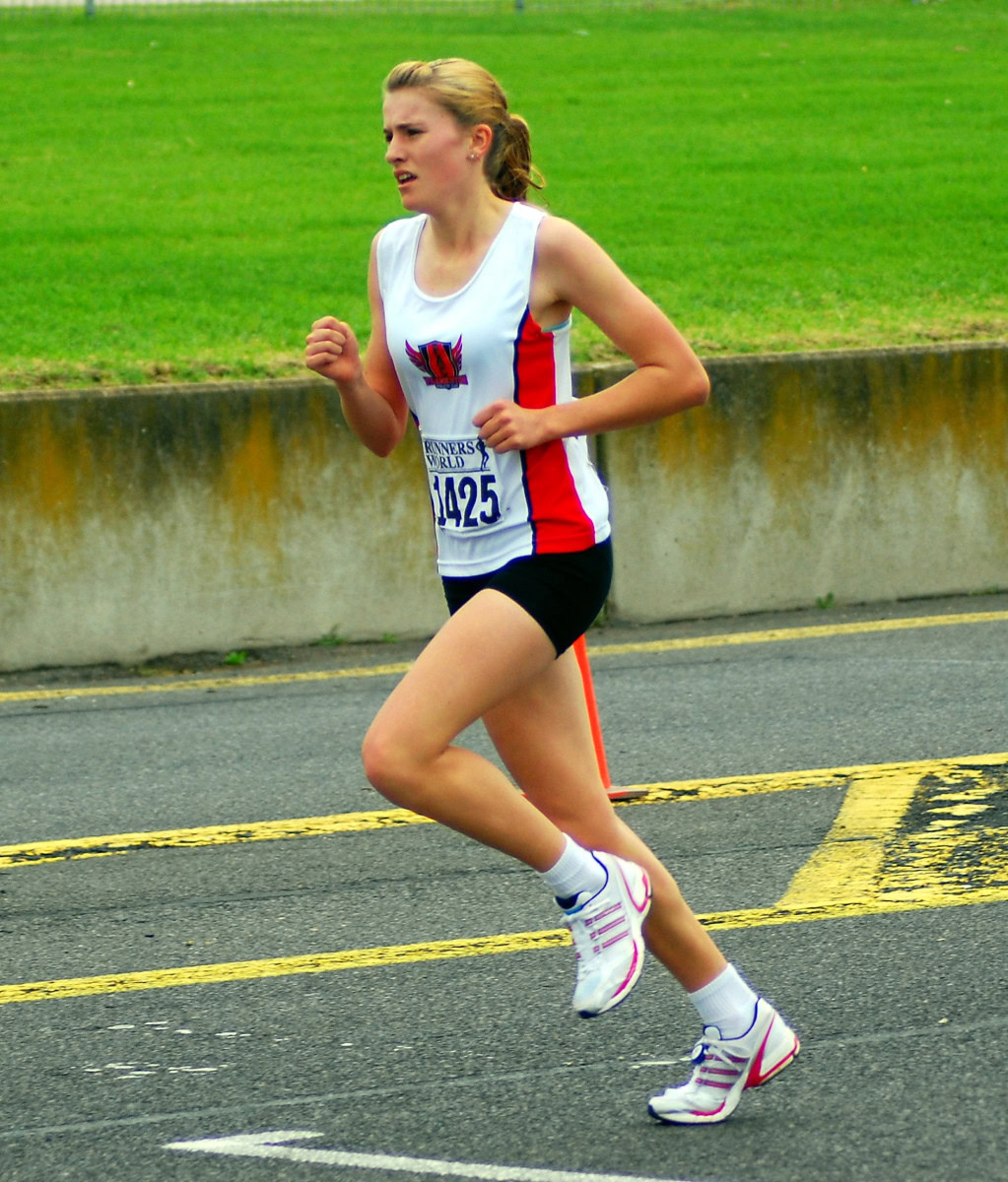 Sandown-Classic-2010_0049_1732x2032_6199134