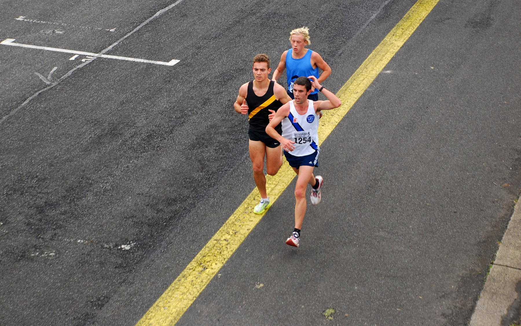 Sandown-Classic-2010_0247_3352x2100_6199020