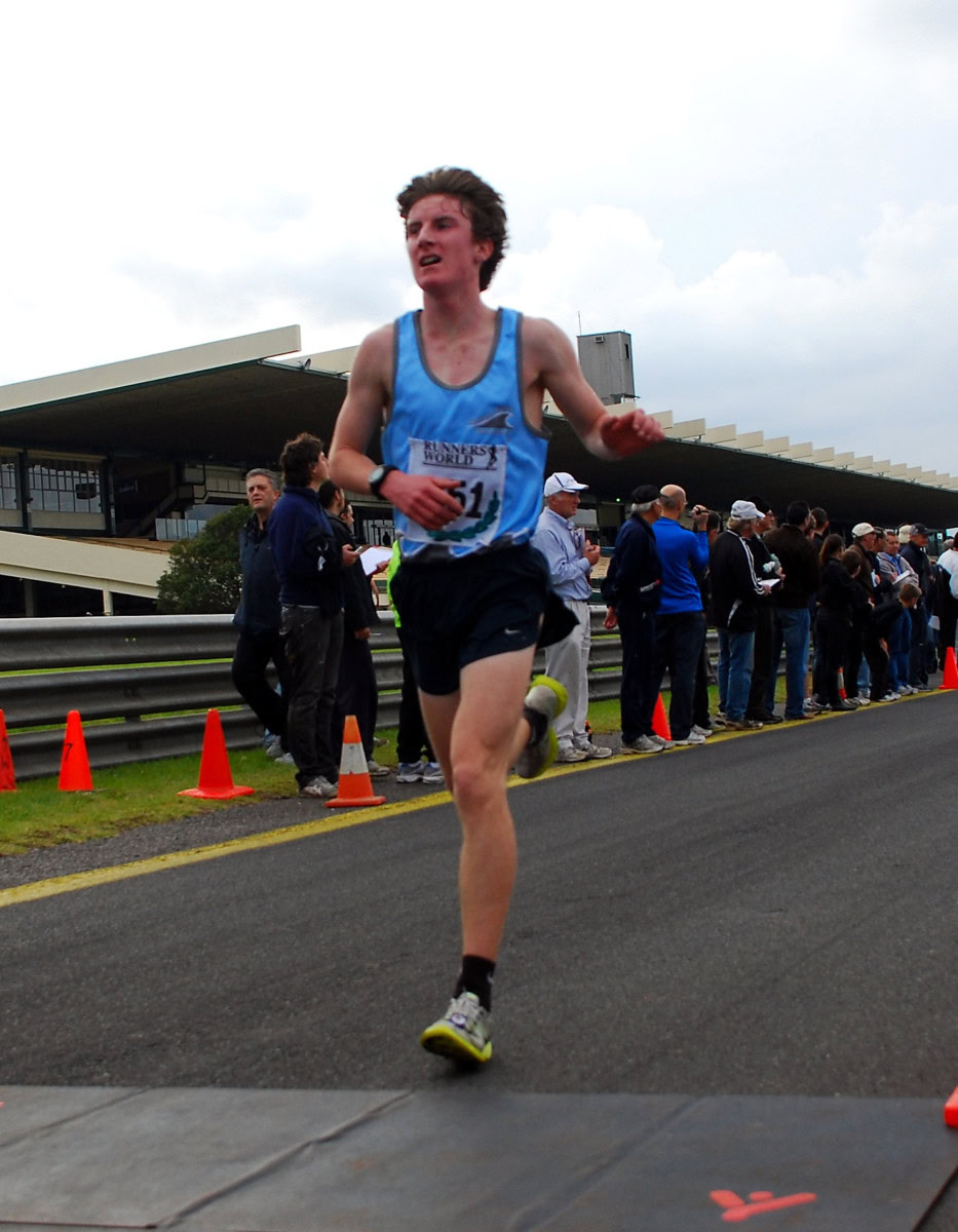 Sandown-Classic-2010_0389_1519x1954_6198945