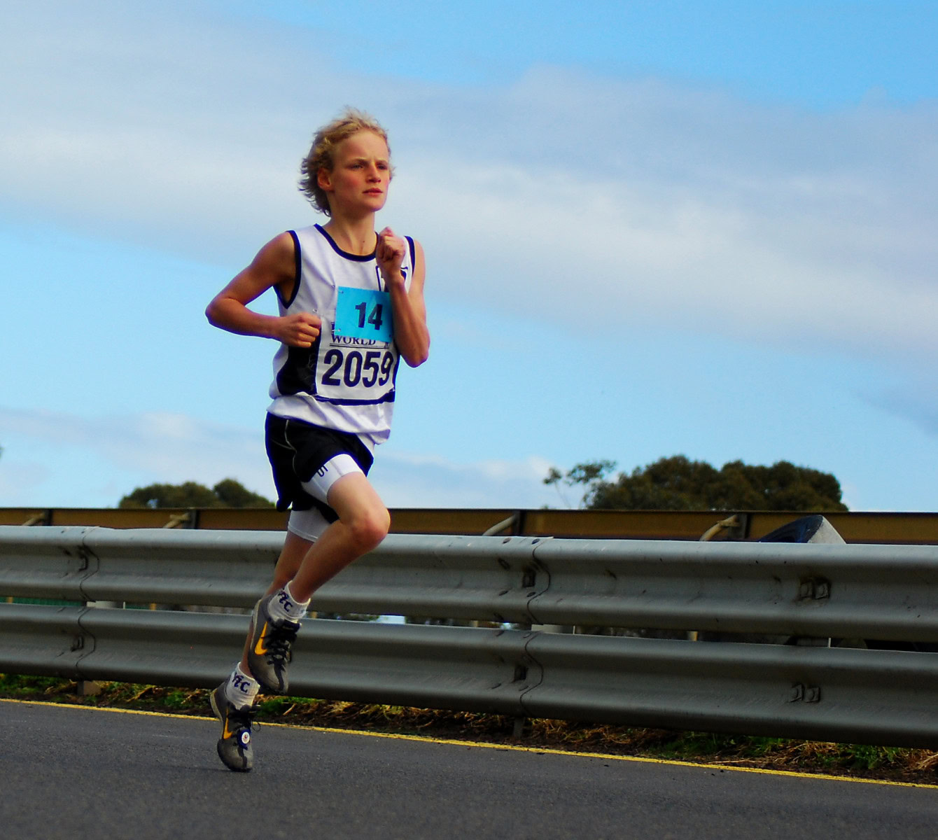 Sandown-Relays-2010_0377_2052x1838_6199979
