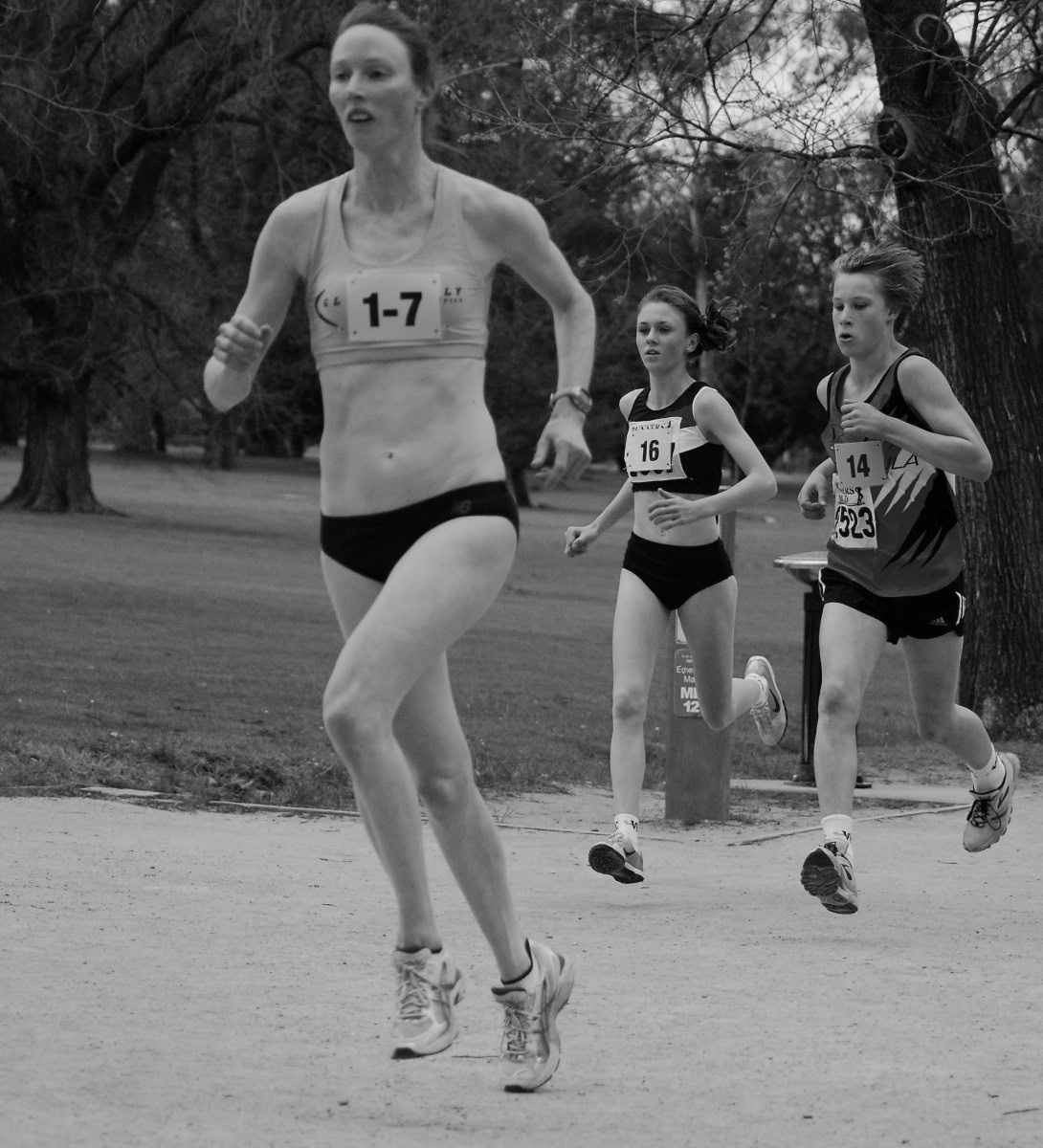 Tan-Relays-2010_0103_2354x2592_6200293