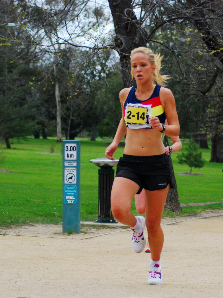 Tan-Relays-2010_0165_1804x2410_6200352