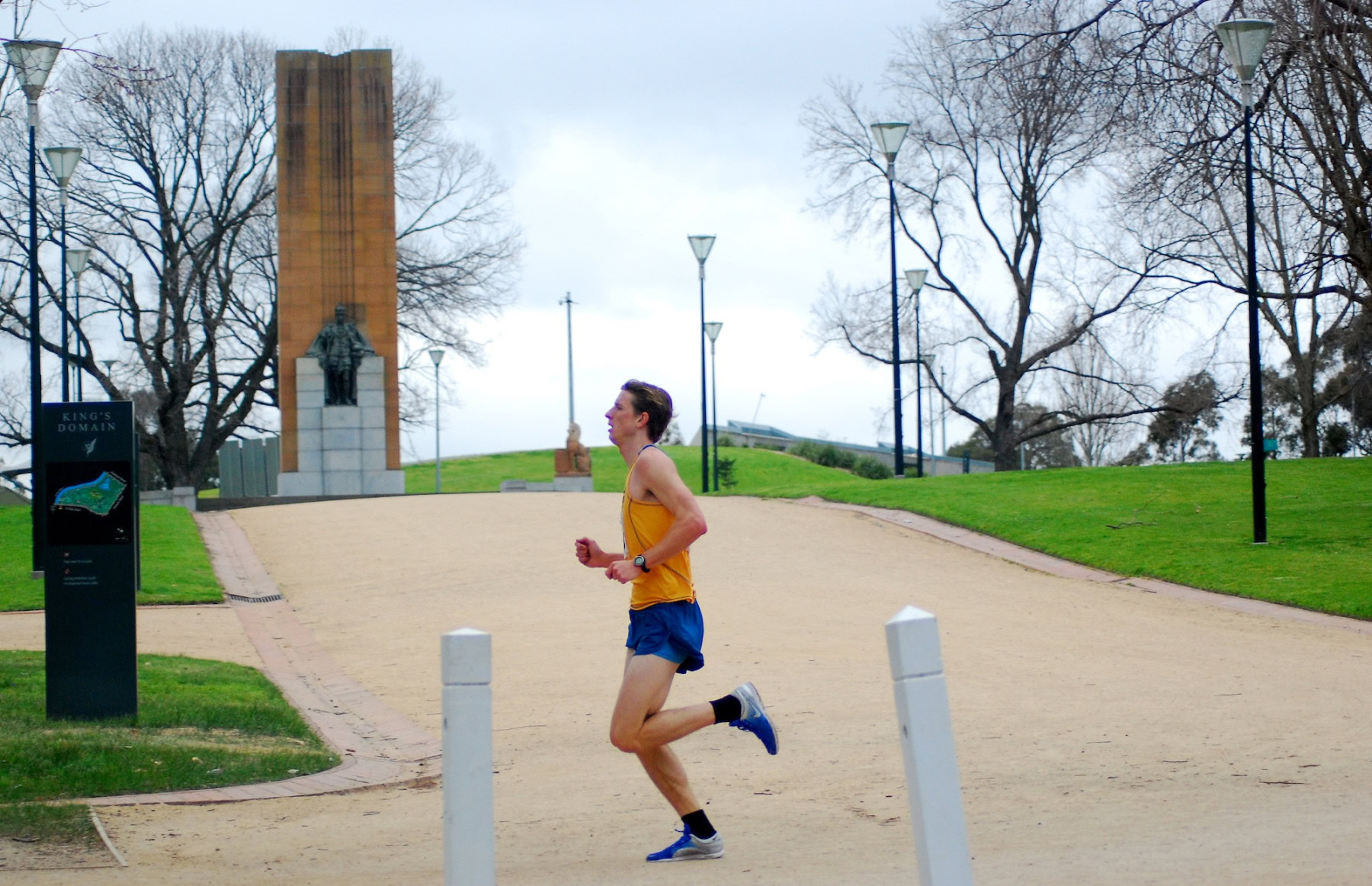 Tan-Relays-2010_0234_3664x2366_6200283