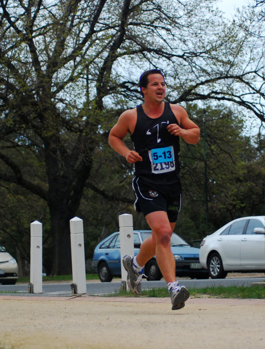 Tan-Relays-2010_0549_1815x2394_6200218