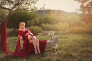 When Should I Take Maternity Photos?