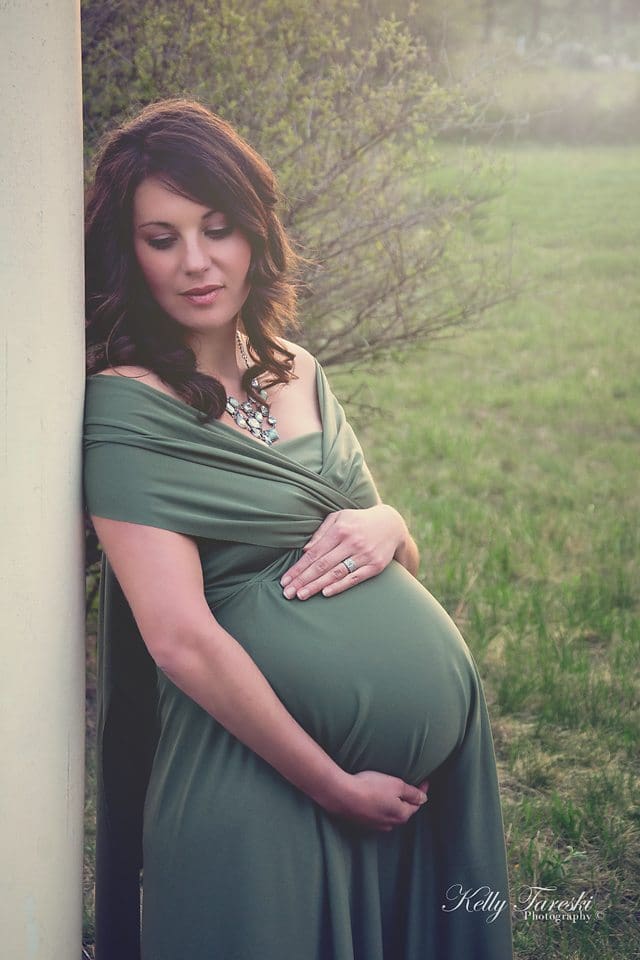 When Should I Take Maternity Photos?