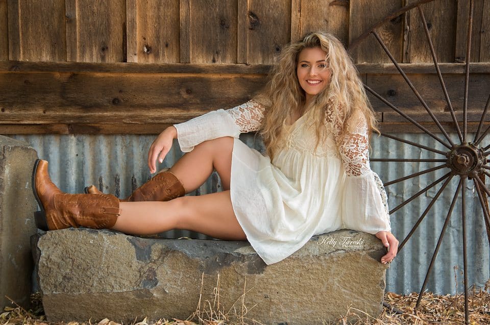 Senior Pictures Mead High School