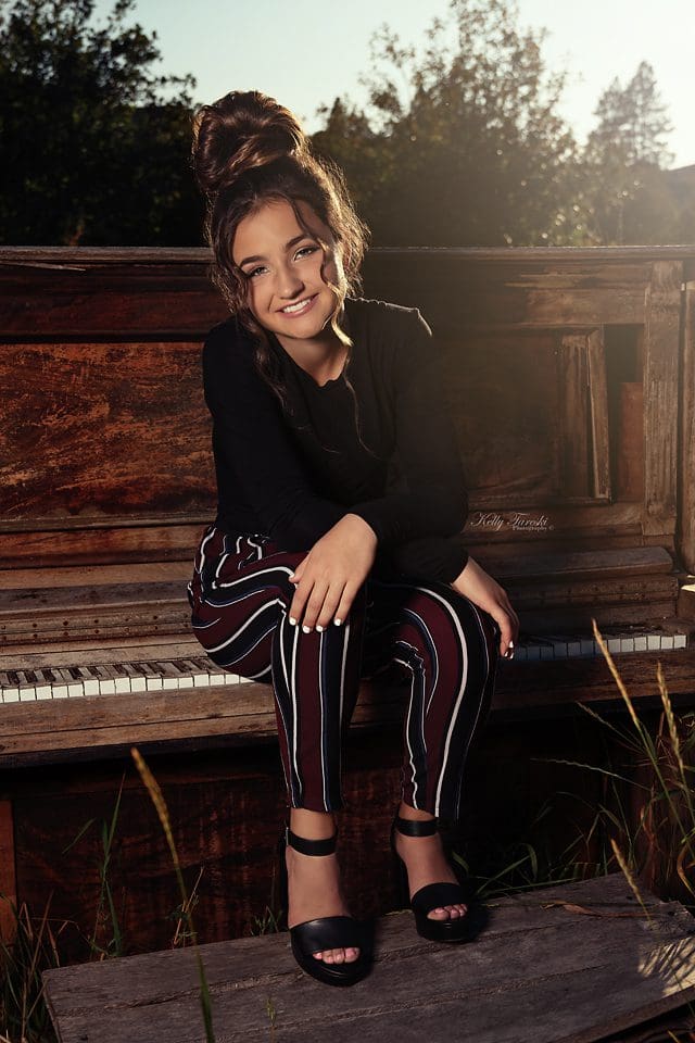 Senior Pictures for West Valley High School