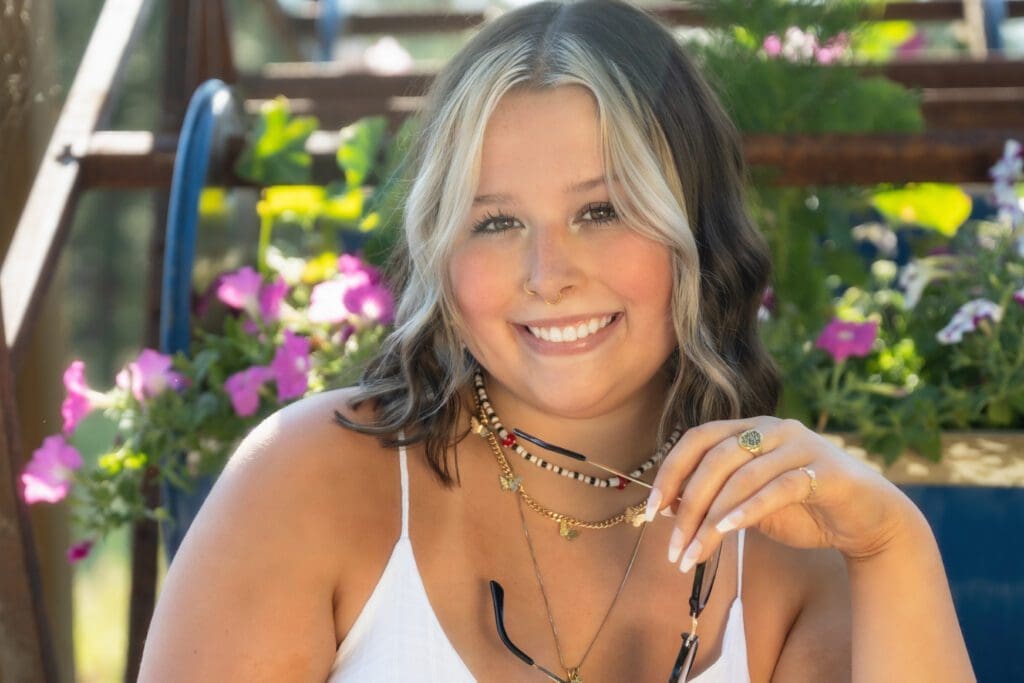 Spokane Senior Portraits by Kelly Tareski Photography