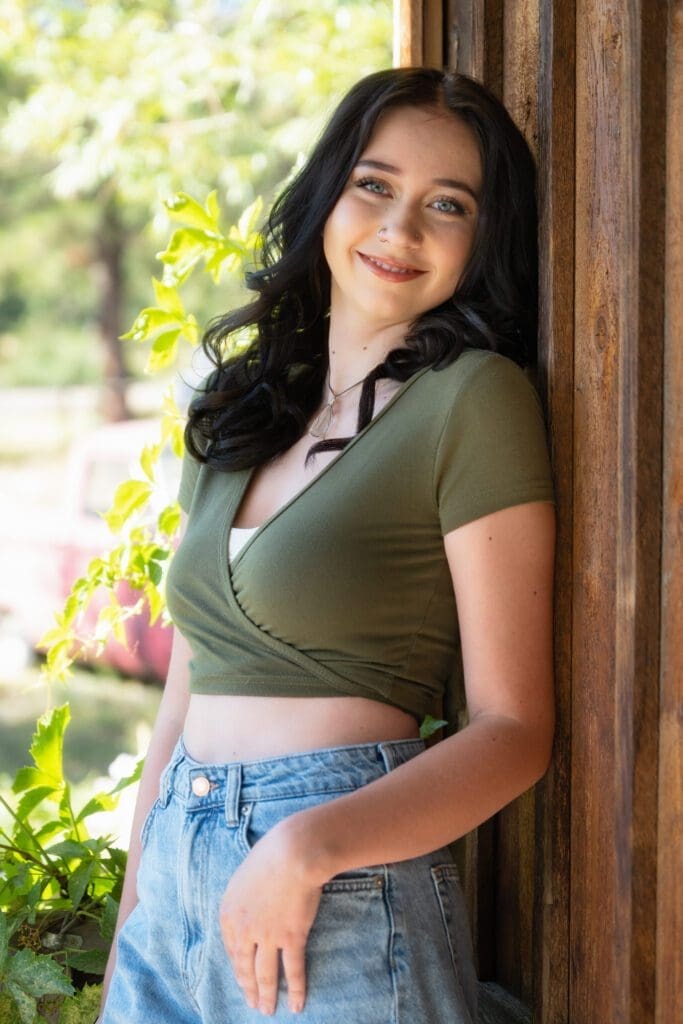 Spokane Senior Portraits by Kelly Tareski Photography