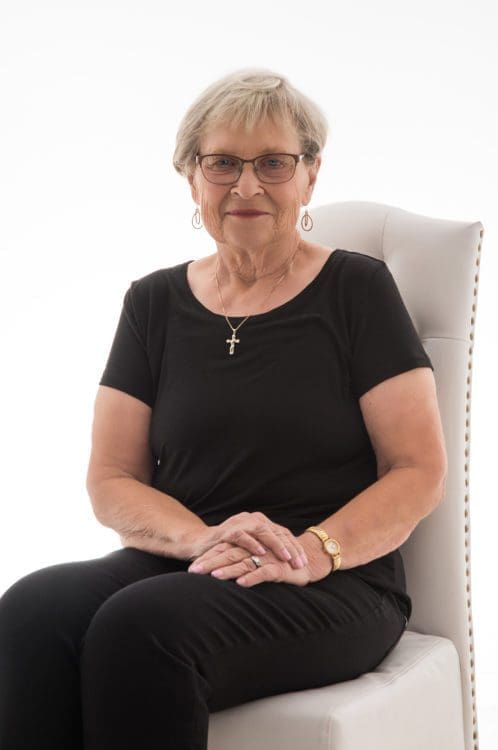 Spokane Senior Pix - A Different Take - Kelly Tareski Photography 7