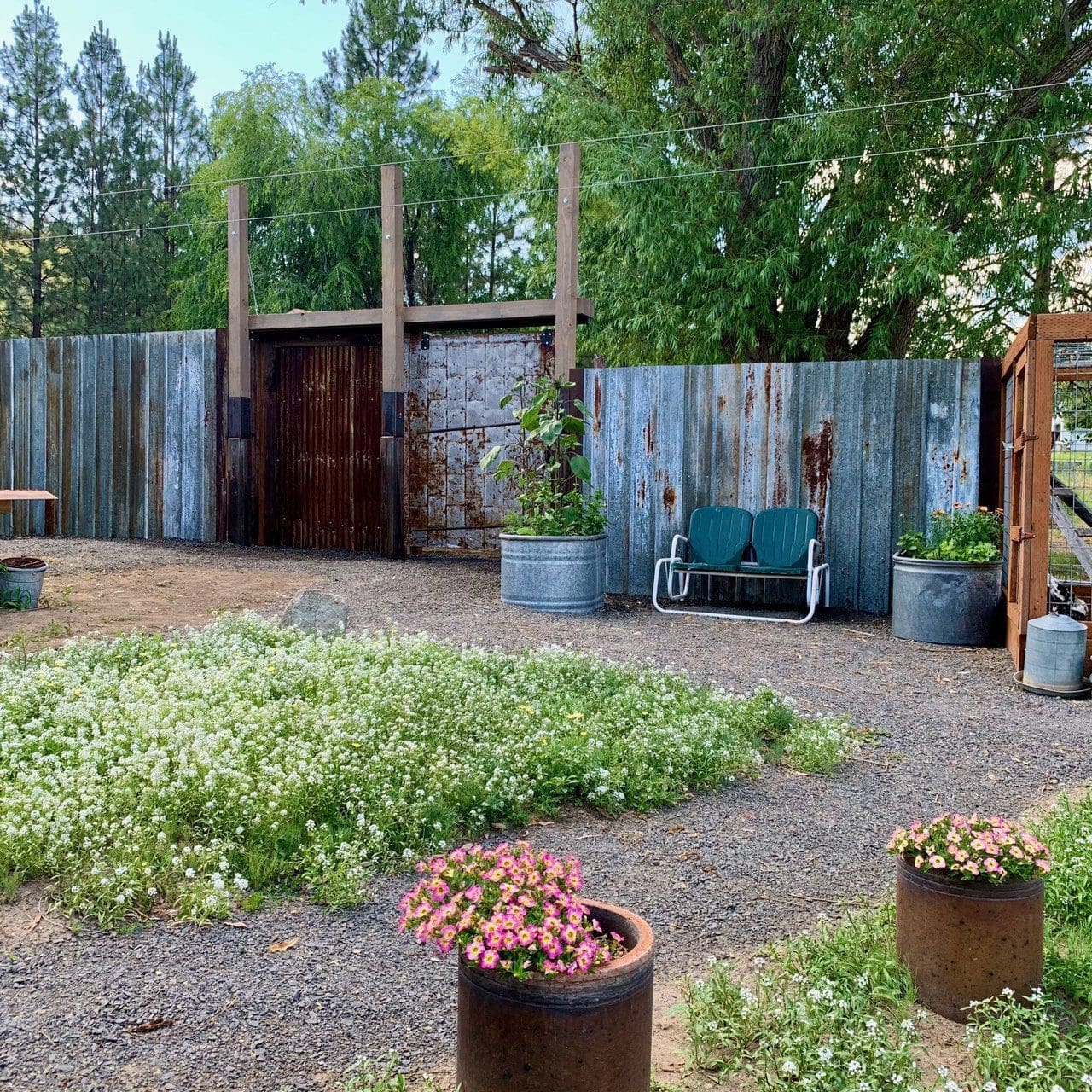 Garden gate venue in Nine Mile Falls