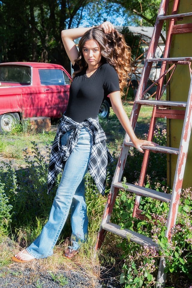 Six Ideas to Make Your Senior Pictures Stand Out