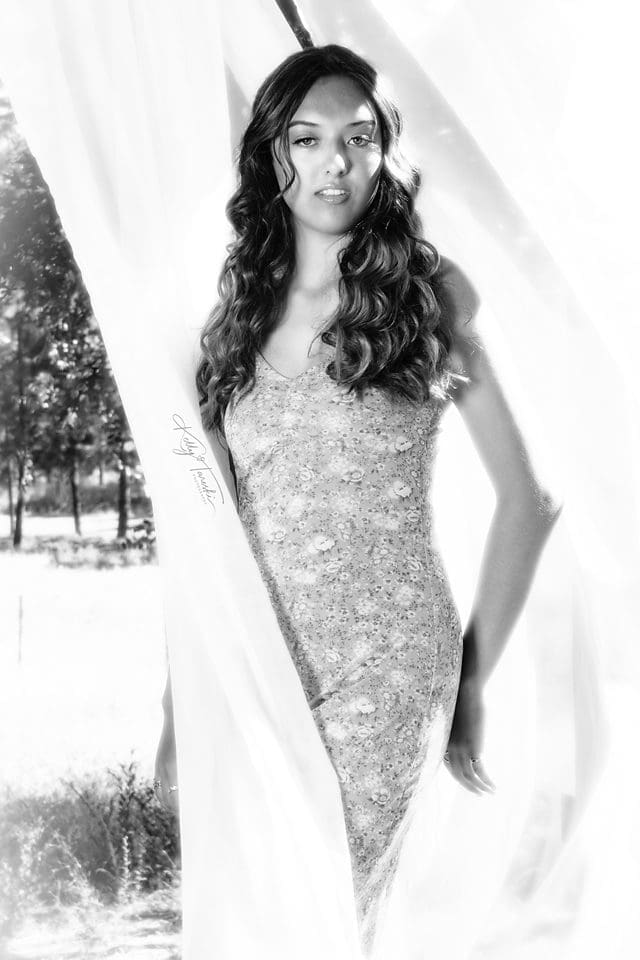 Black and White VS Color Photography