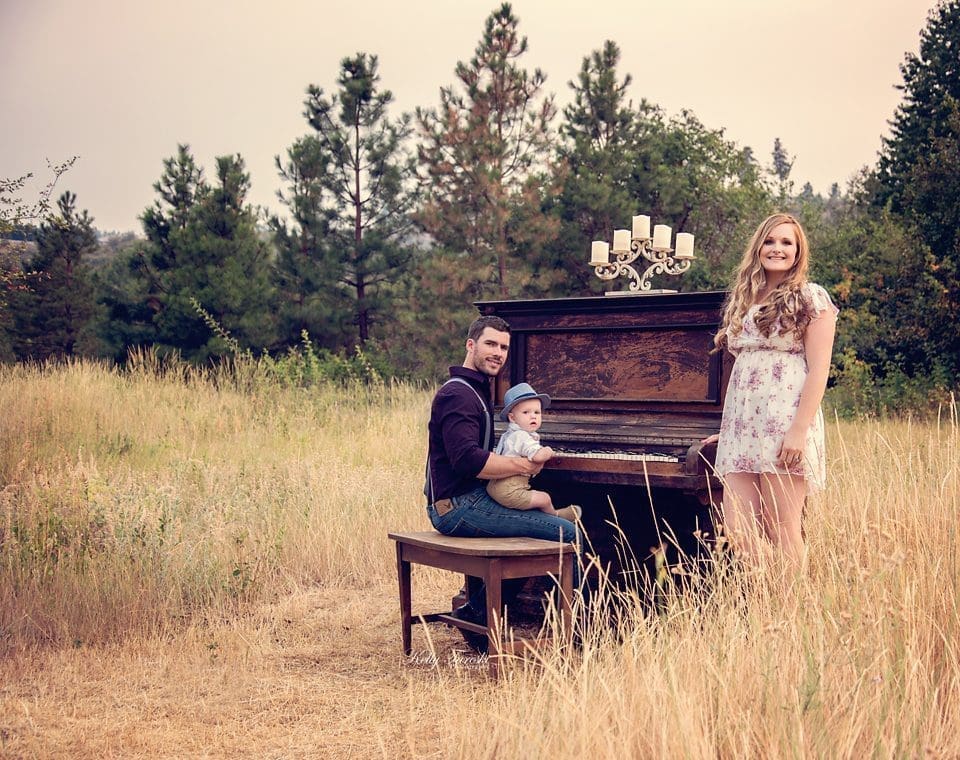 The Best Season for Family Photos at Kelly Tareski Photography