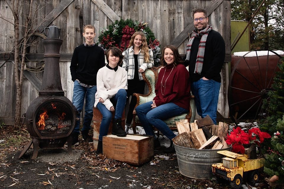 Why Should You Get Professional Family Photos