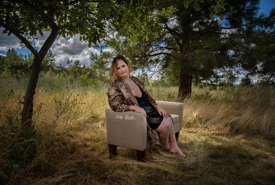 Outdoor Boudoir Photography in Spokane Washington