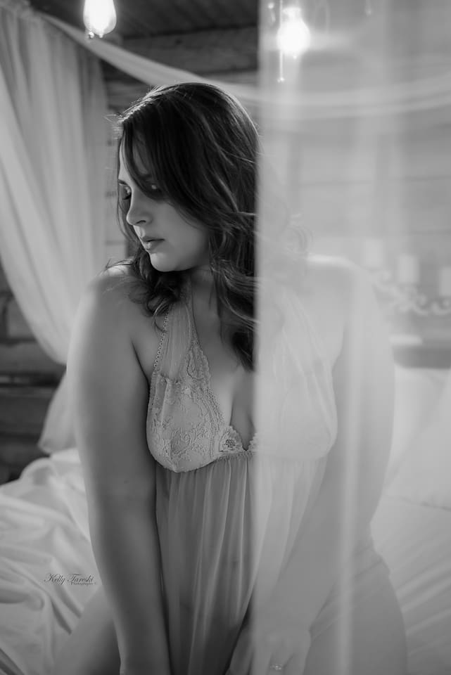 Boudoir Photography for Single Women