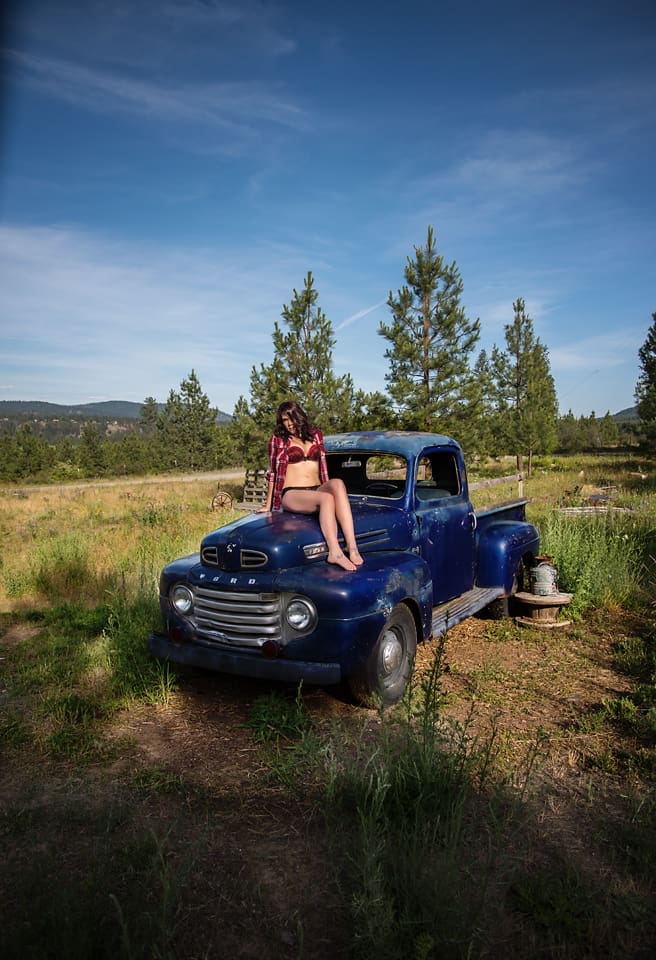 Pin-Up Boudoir Photography in Spokane Washington