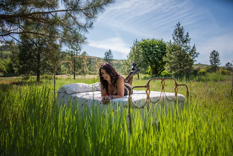 Boudoir Photography for Single Women