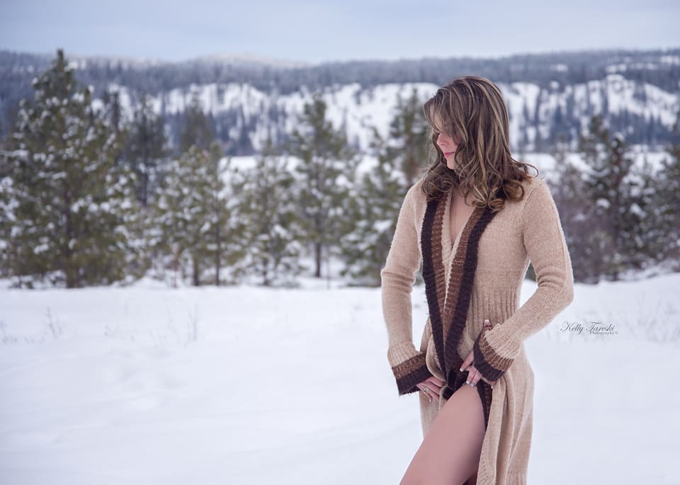 Outdoor Boudoir Photography in Spokane Washington