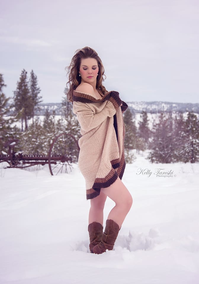 Outdoor Boudoir Photography in Spokane Washington