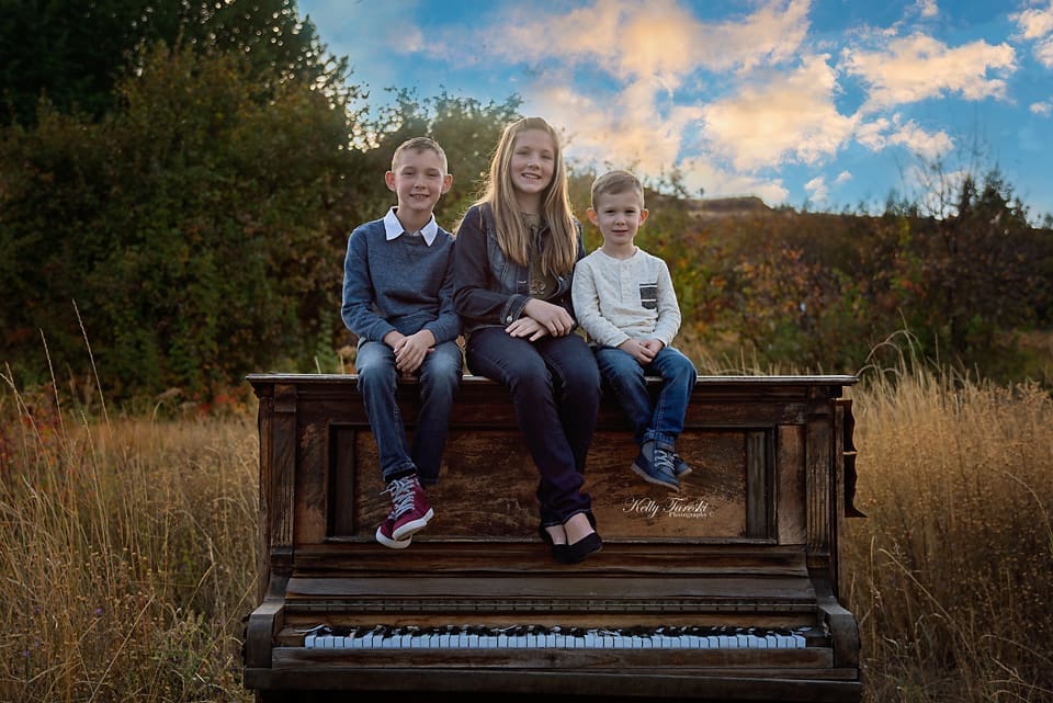 Full Color Family Photography in Spokane Washington