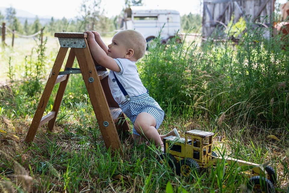 Full Color Family Photography in Spokane Washington