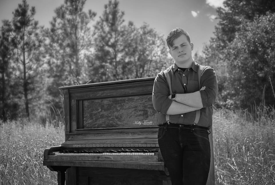 Top 10 Stylish Outfits for Senior Guys