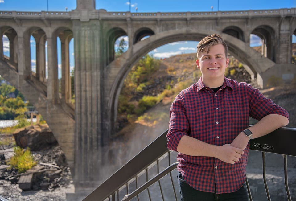 Senior Photos for Guys in Spokane Kelly Tareski Photography