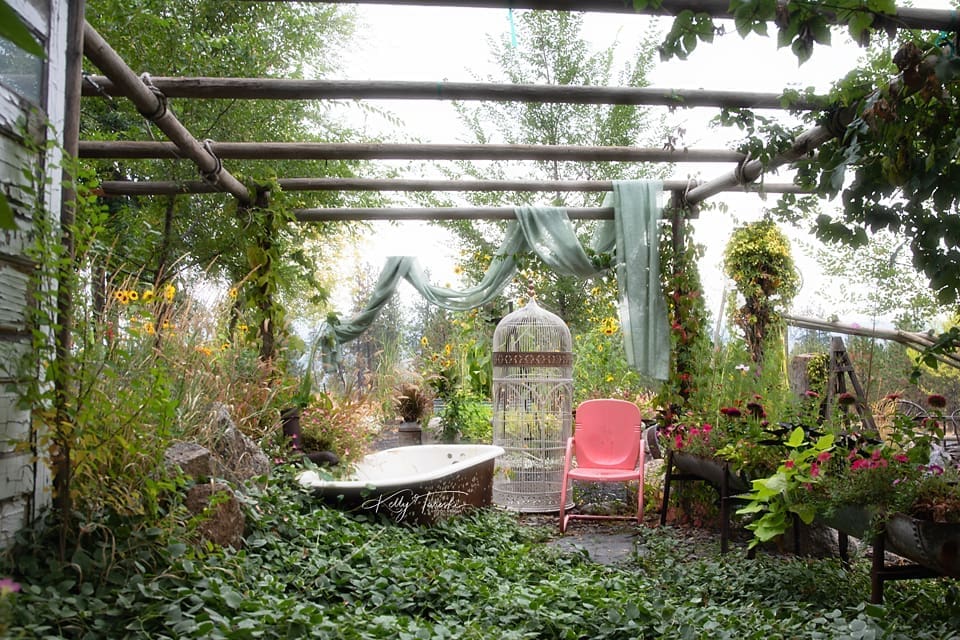 Outdoor Venue vs. Indoor Studio: Which Rental Space Is Right for Your Next Shoot?