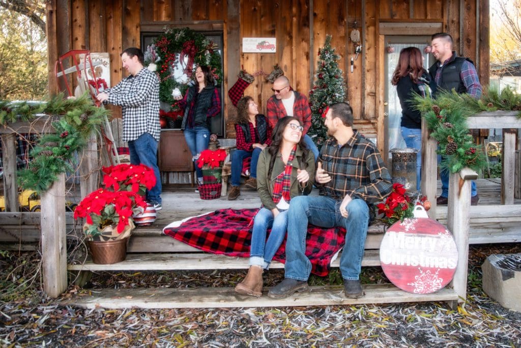 How to Take Silly Family Christmas Photos That Everyone Loves