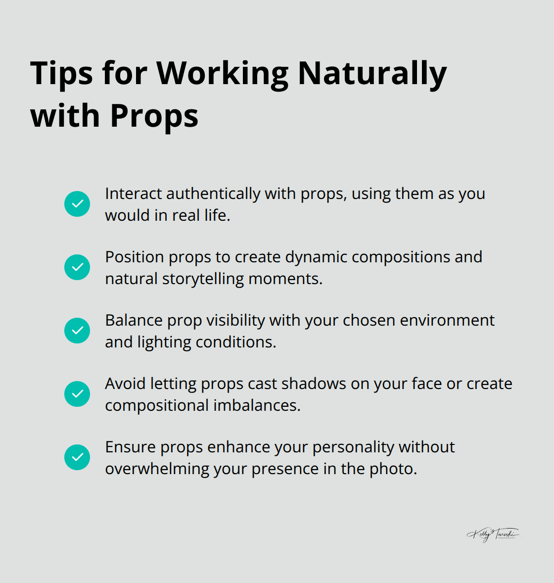 A checkmark list of tips for using props effectively in senior pictures, including authentic interaction, proper placement, and environmental balance.
