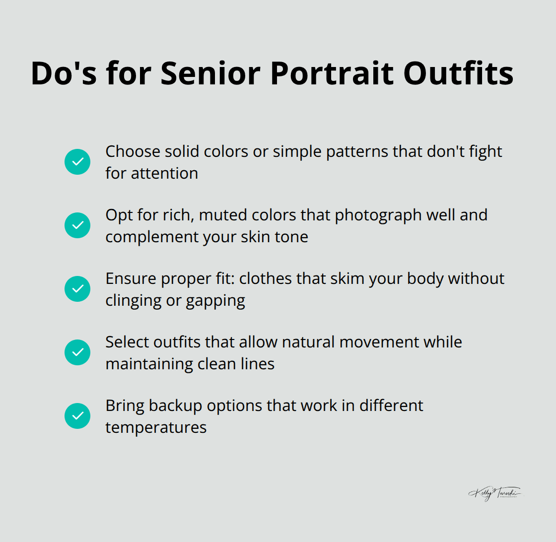 Checkmark list of do's for senior portrait outfits, helping to avoid common mistakes - Senior style