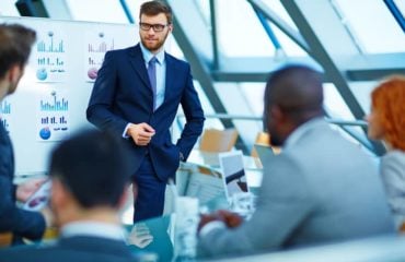 Who is an LLC vs a Corporation best for