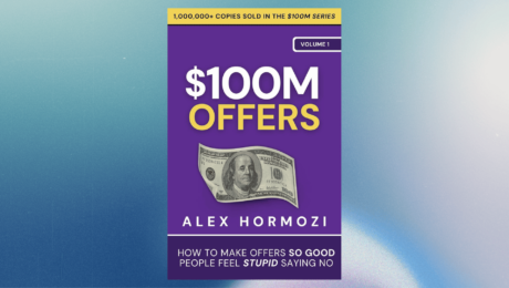 Blu Gradienti Basilare Presentazione Semplice a book cover with money and text