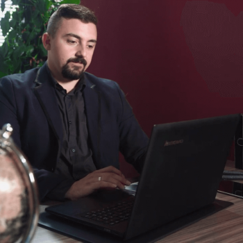 Видеозаснемане и изработка на видео реклама за правен софтуер - legalholdman 4